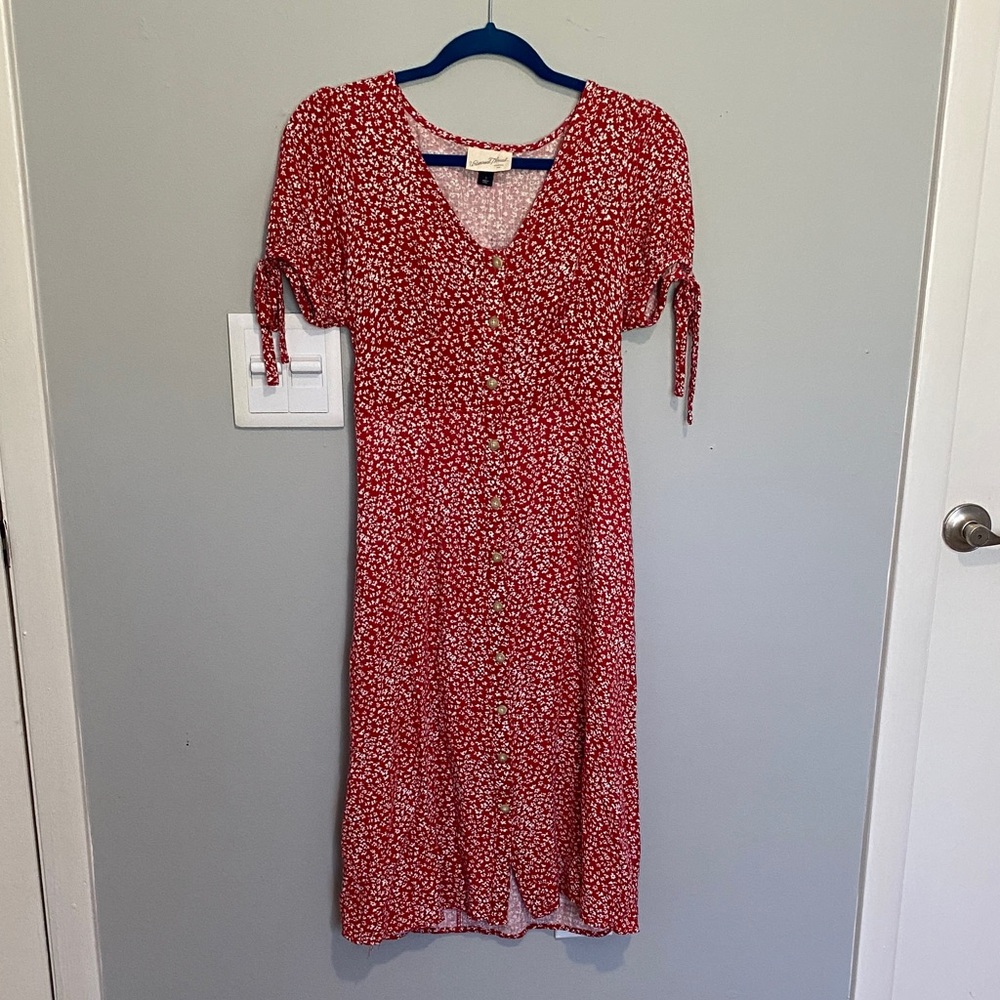 Universal Thread Red Floral Midi Dress